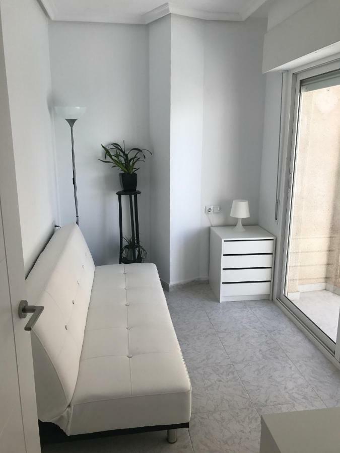 Modern Beach Apartment Torrevieja Exterior foto